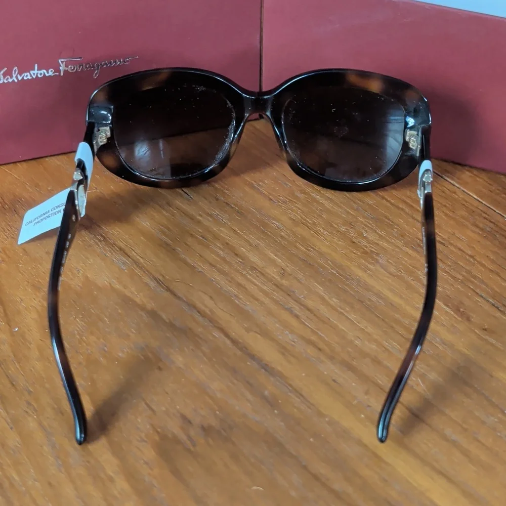 FERRAGAMO 53mm Oversized Sunglasses Havana Brown Tortoise Shell - Picture 4 of 9